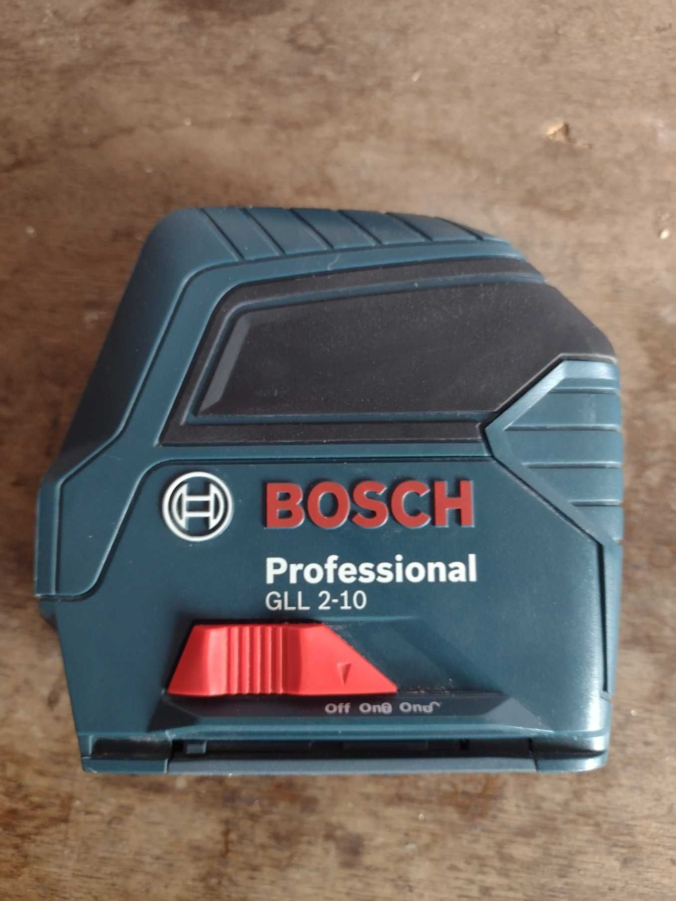 Лазерен нивелир Bosch Professional GLL 2-10