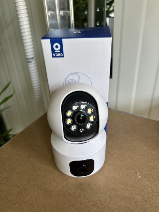 Camera de supraveghere dubla tip bec interior/camera v380 dubla