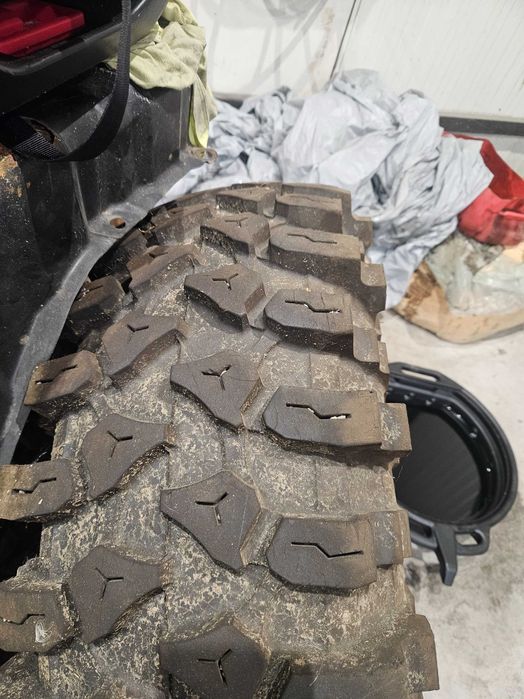 Гуми 35ци Journey Claw