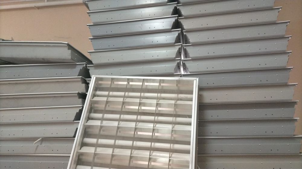 Продам свететильники