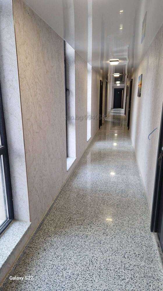 Дава се под наем Тристаен апартамент в Бургас, Сарафово - 125 кв.м за 1250 € - Снимка #4
