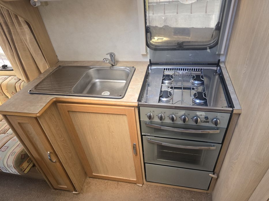 Rulota Elddis,Cort,Panou solar,Mouver