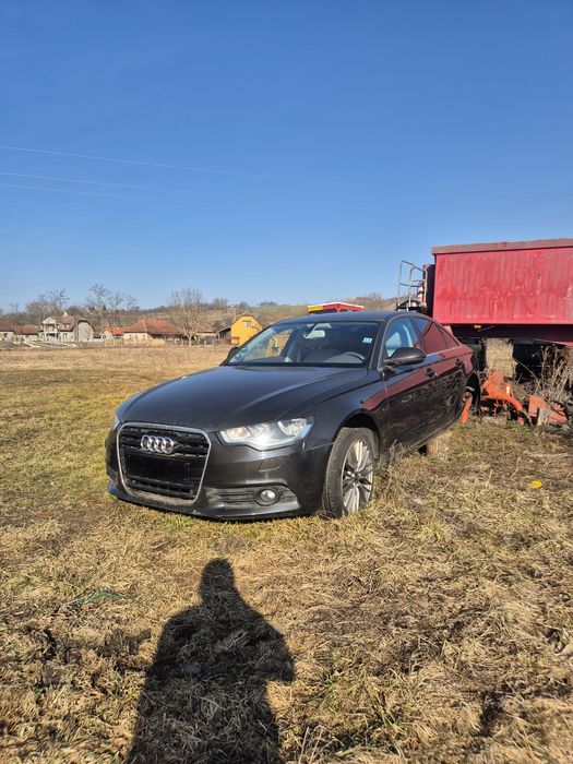 Dezmembrez Audi a6
