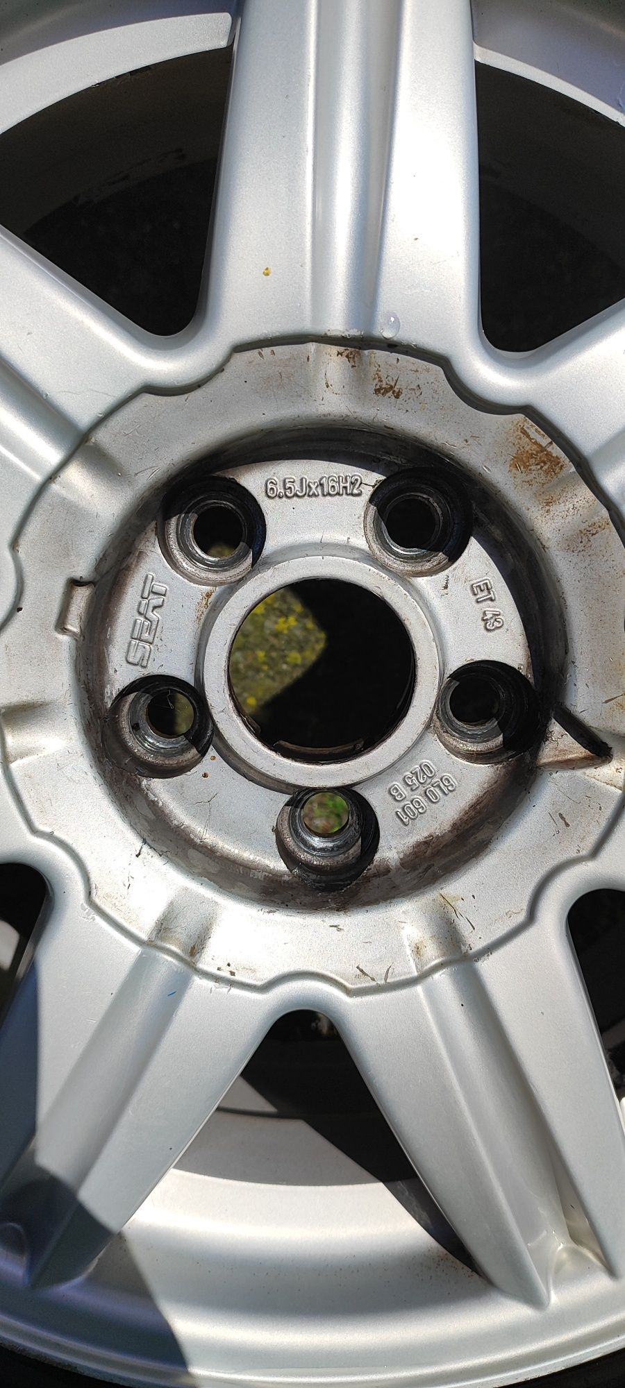 5x100 16 205/55 R16