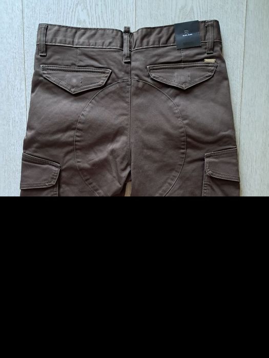 Dsquared - мъжки панталон .Намален от 104 на 54 лв