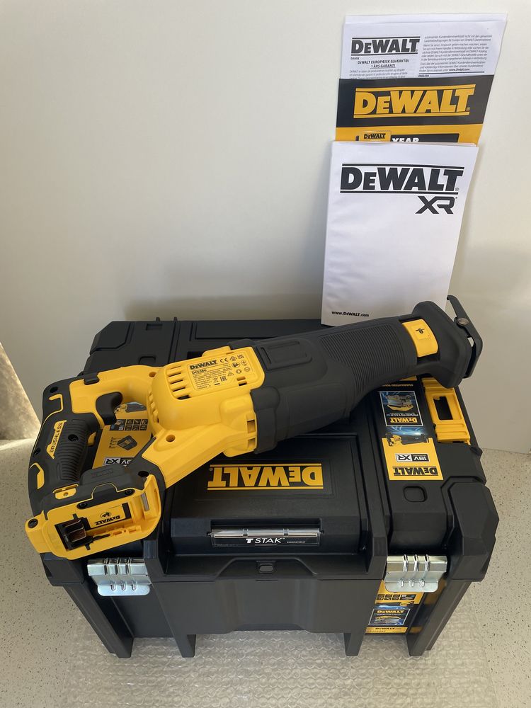 DeWALT DCS386NT XR. Fierastrau Sabie Cu Valiza Tstak Original Nou !