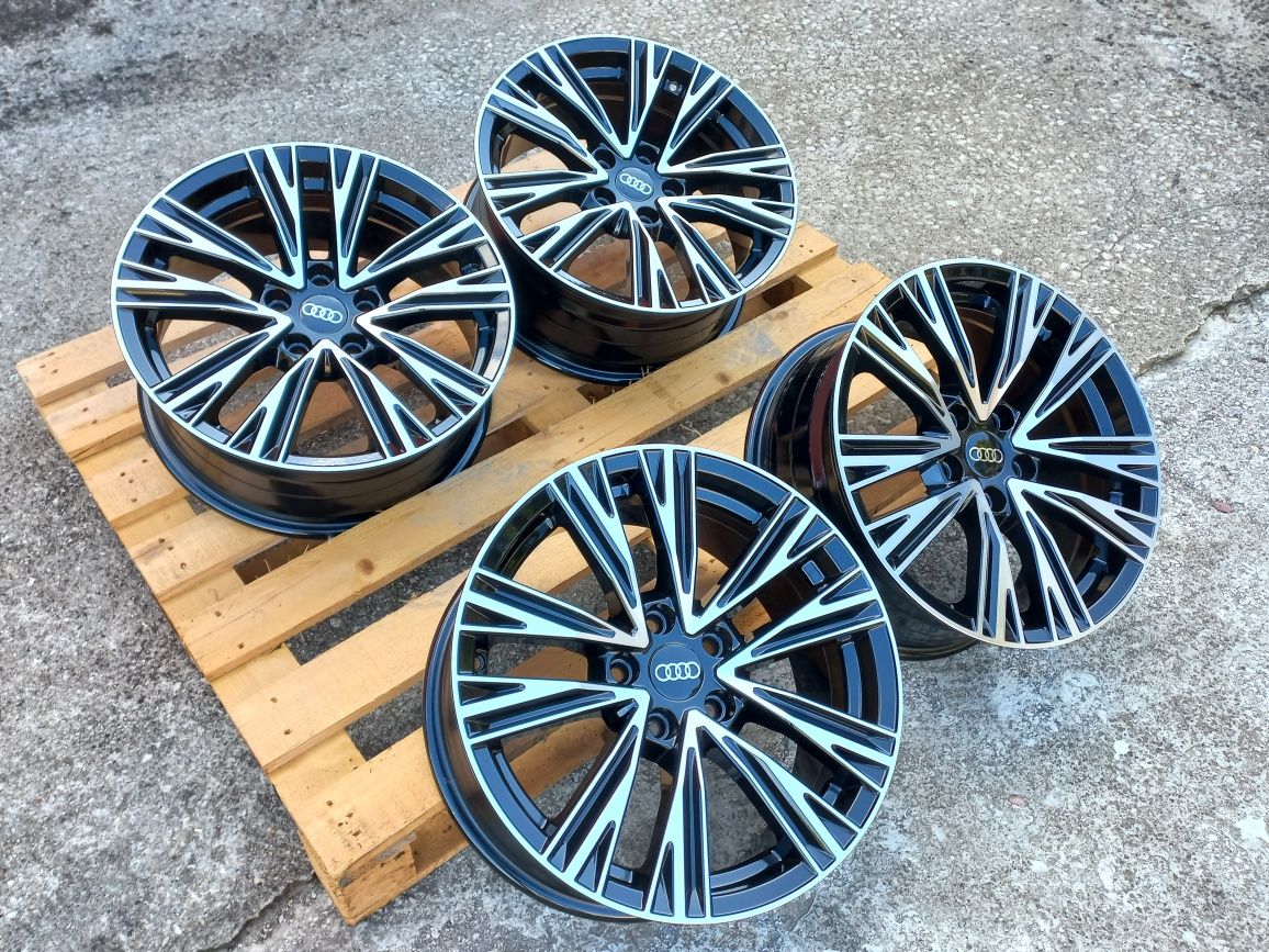 17.Audi Rs2025 A3 A4 A5 A6 Q3 Q5 7.5j et35 Black polish Чисто Нови.