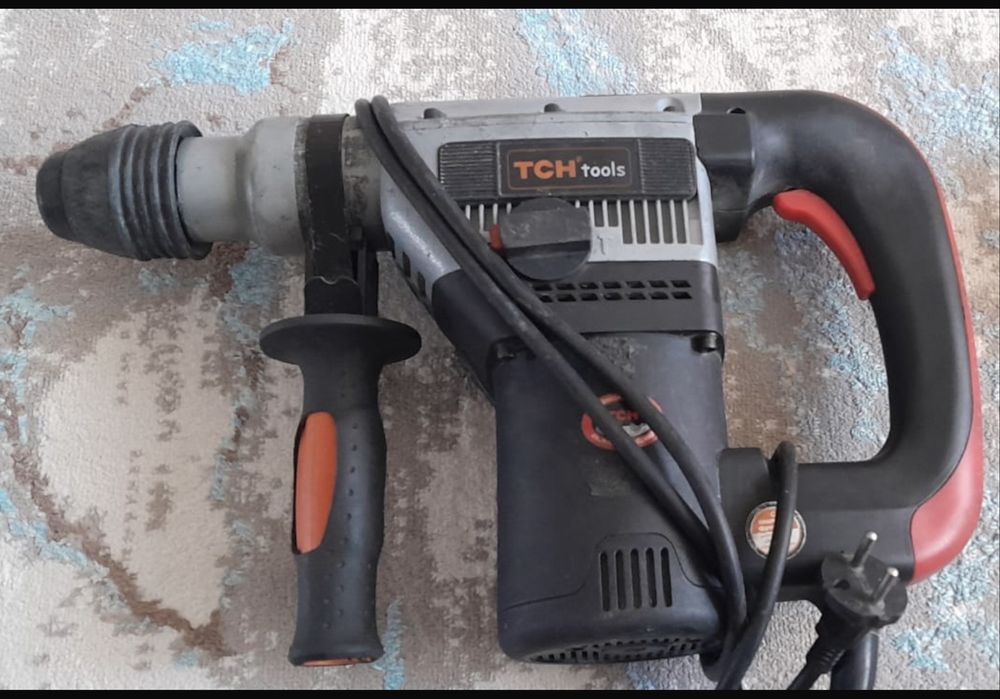 Продам Срочно  перепаратор  отбойный , почти новый в хорошем состоянии