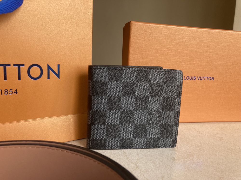 Louis Vuitton Curea + Portofel