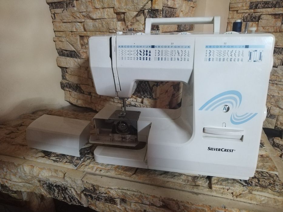 Vând mașina de cusut silvercrest made în Germania