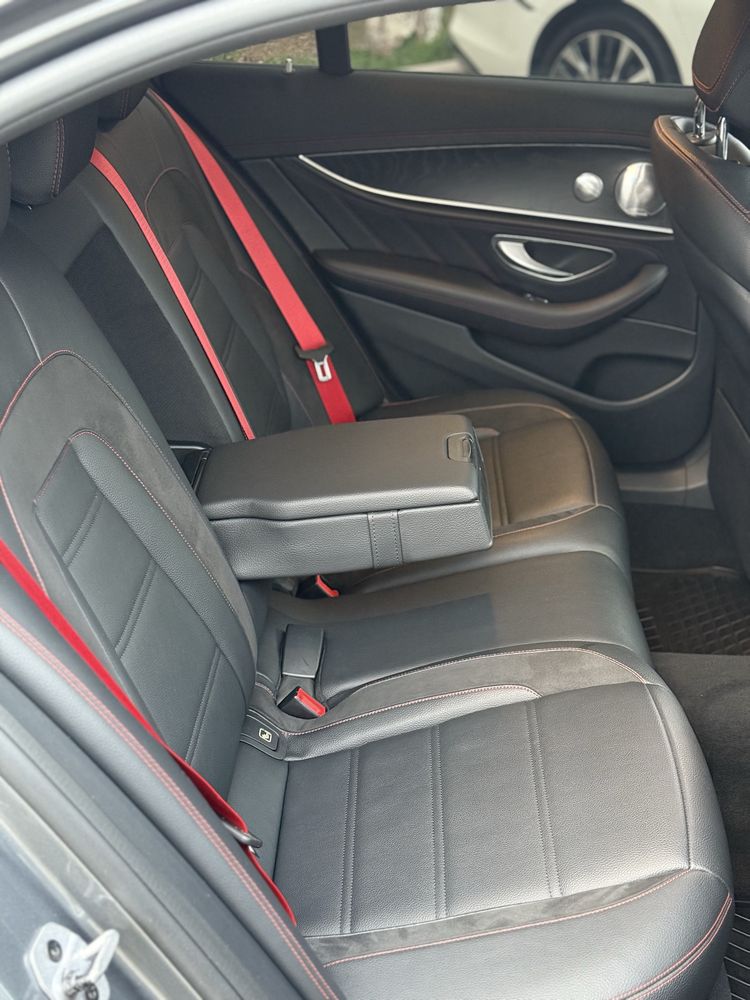Mersedes benz E 5.3 AMG отлично состояние!!