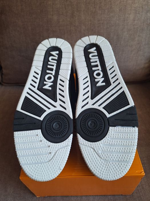 Papuci Louis Vuitton Skate 43 negrii