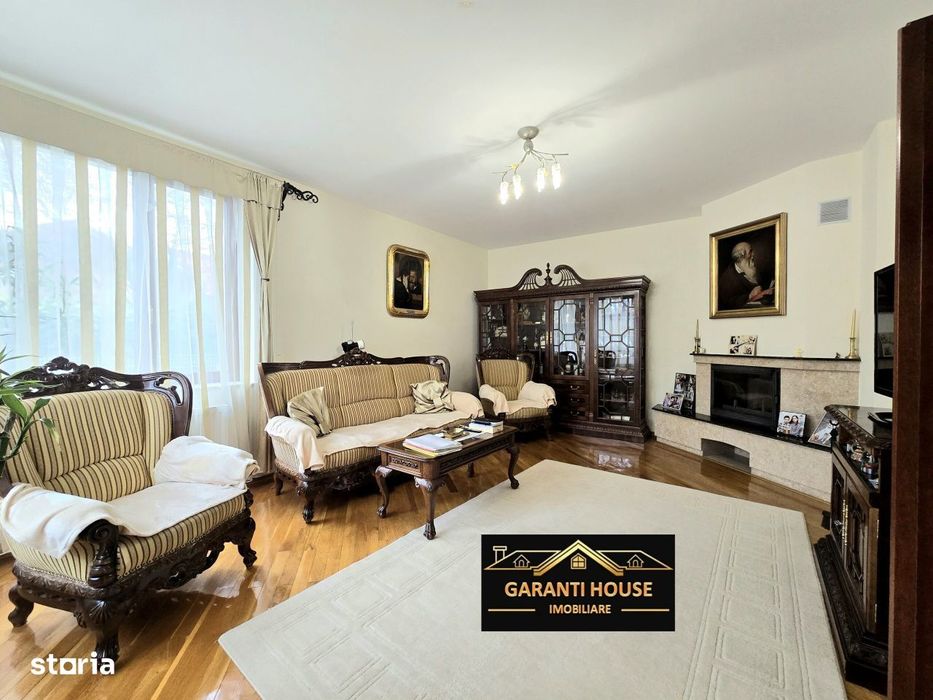 Zona Hollosy Simon, casa P+M, 370 mp teren, 385 000€