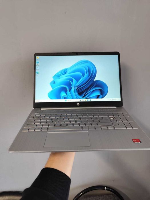 HP SSD M2 512GB RAM 8GB Windows 11 все работает отлично