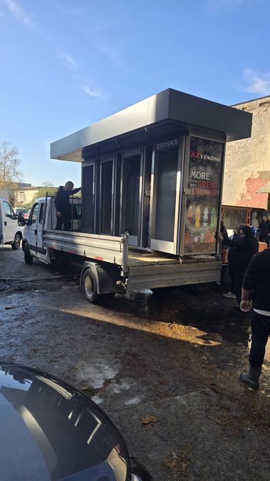 Четворна кутия за вендинг автомат