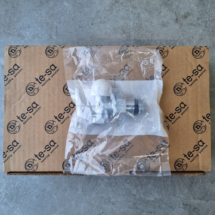 Термостатический кран и обратка для радиатора