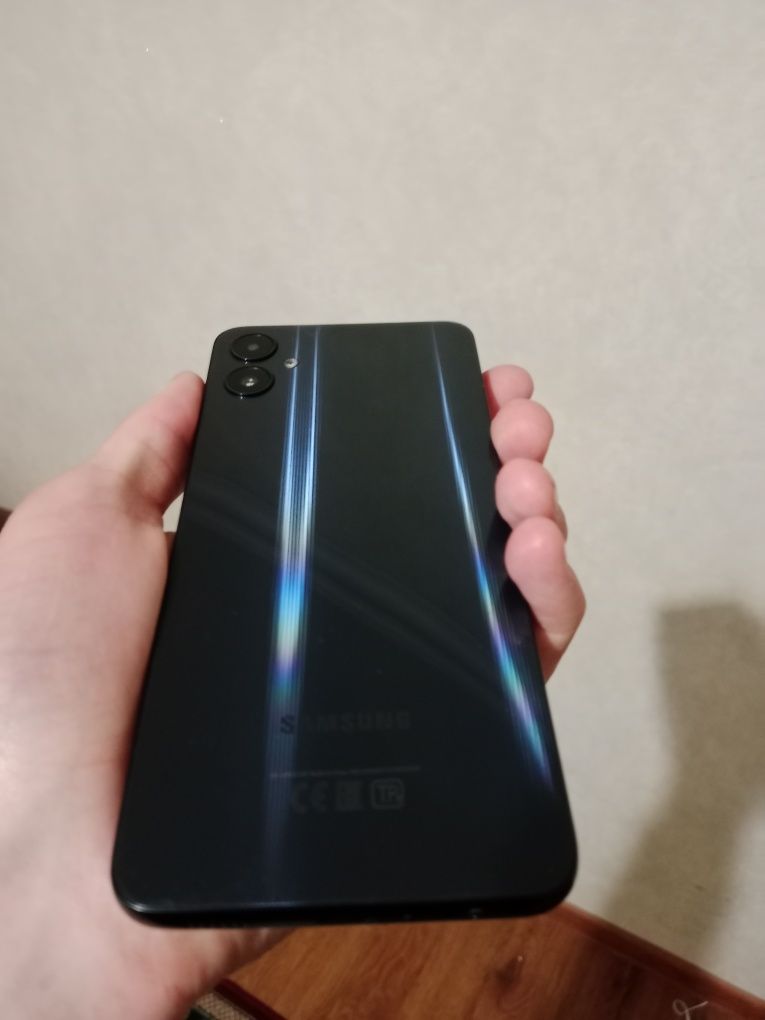 Samsung galaxy A05