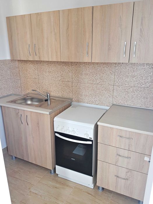 Dau in chirie garsoniera tip D pe str. Aluminei