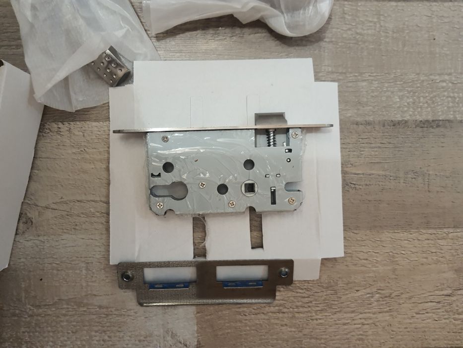 Брави за интериорни врати китайски  18 см