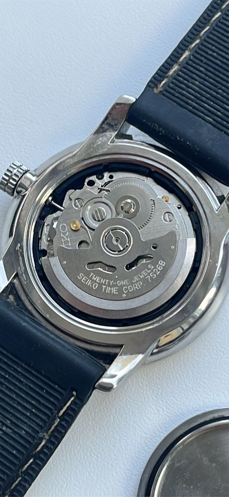 Ceas Pulsar automatic , perfect functional cu diametrul 4,2cm fara che