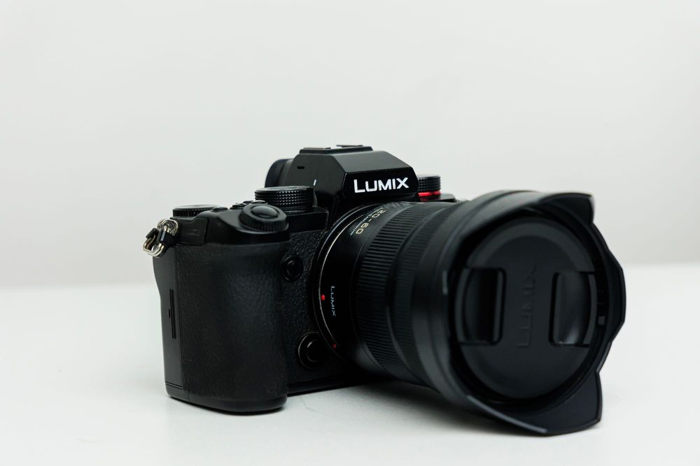 Panasonic Lumix S5 + Oбектив 20-60mm + Обектив 50мм