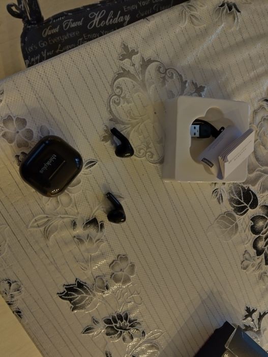 Блутут хендсфрее слушалки