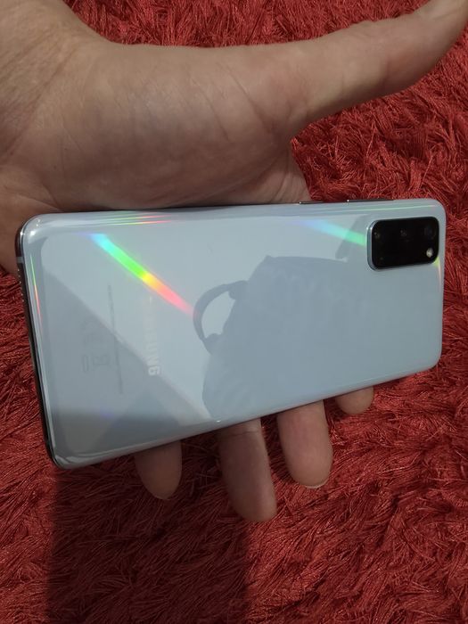 -Samsung S23, Purple, 128Gb, 8Ram, doar telefonul, semne usoare rama,