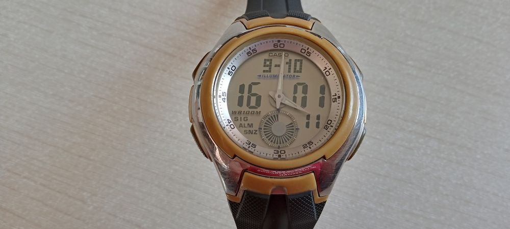 Мъжки часовник Casio AQ-160 Illuminator
