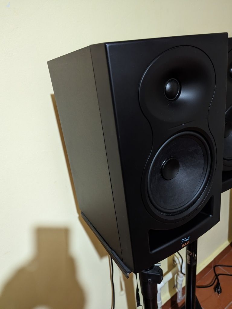 Monitoare / boxe studio active Kali audio lp6 2 nd wave