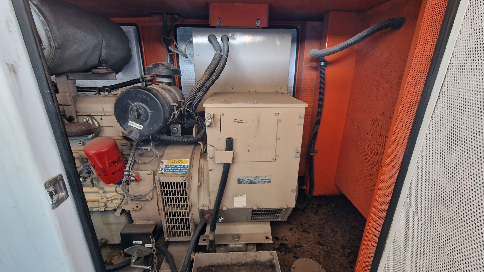 Generator Aggreko 30 kVA - 24kw  rezervor 800l