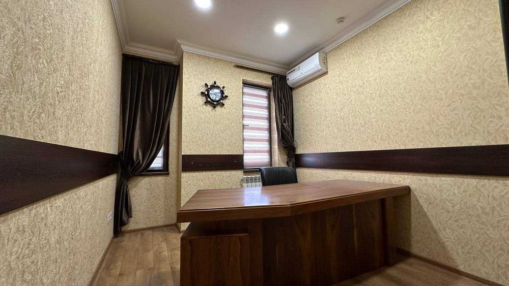 186 кв.м Офис с мебелью 5 кабинетов 13 у.е