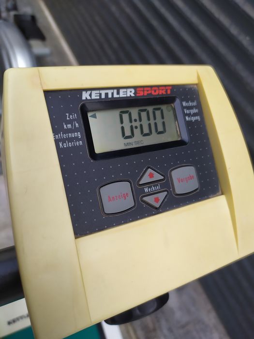 Продам механическую беговую дорожку фирмы Кеттлер. Германия