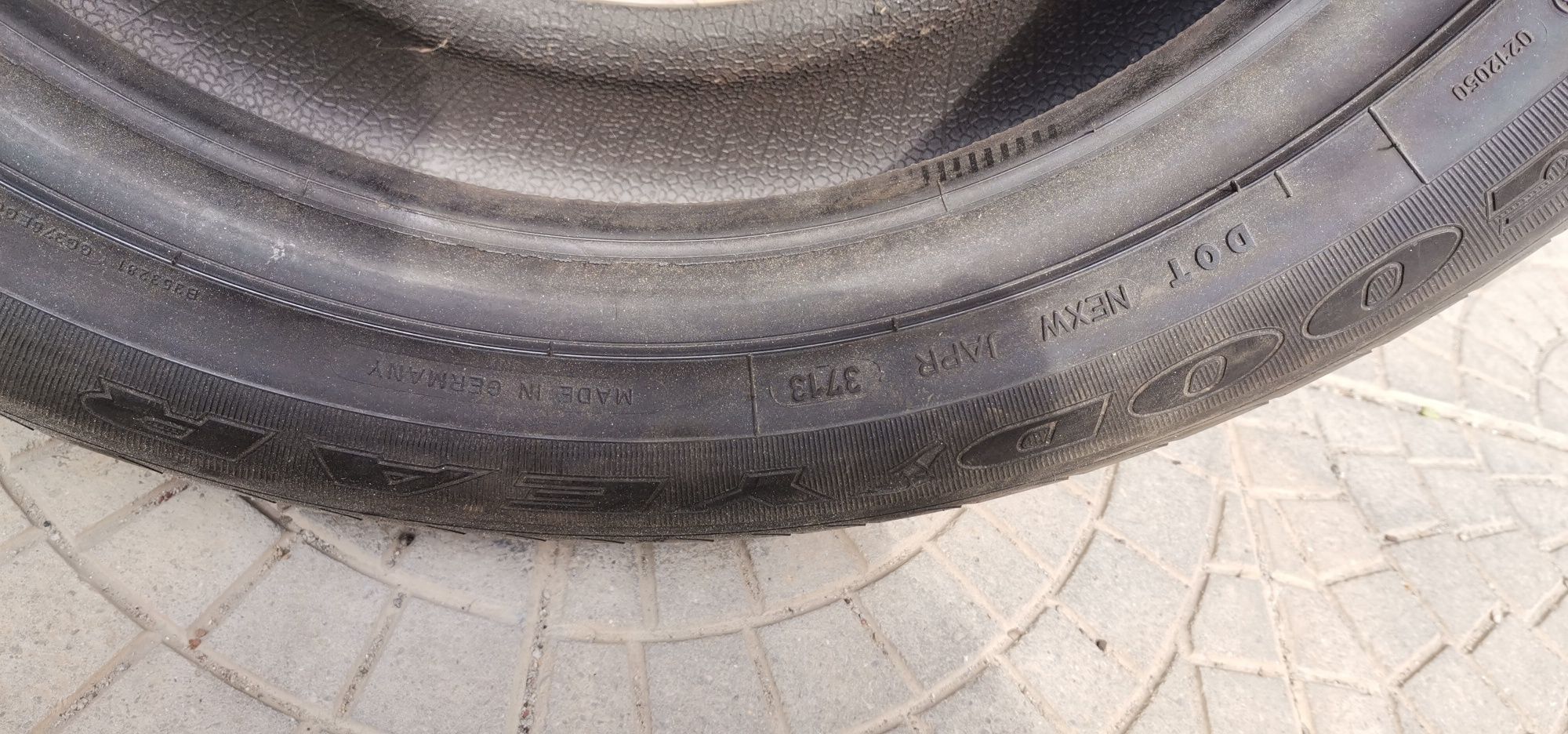 Два броя Летни гуми GoodYear 205/60/16 EffisientGrip RunOnFlat