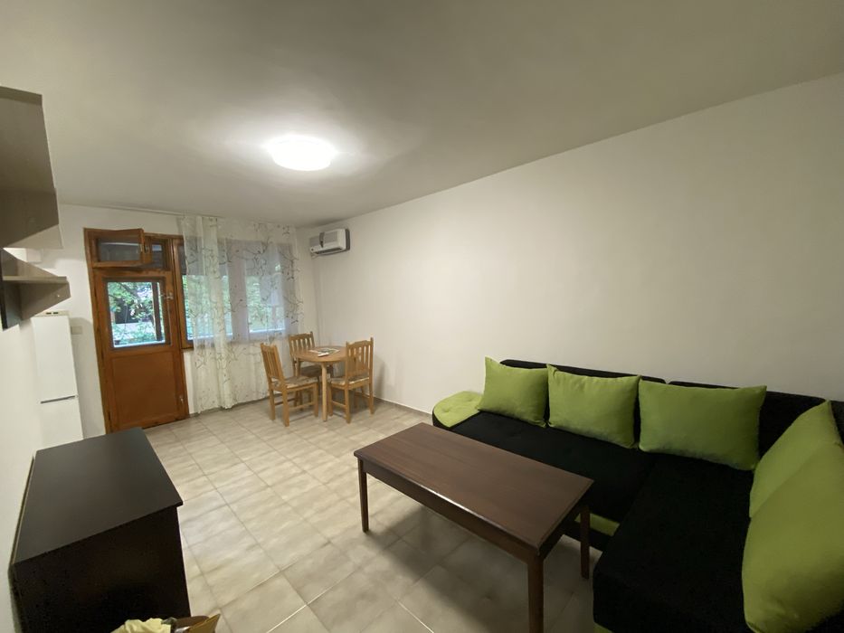 Дава се под наем Двустаен апартамент в Стара Загора, Център - 50 кв.м за 278.97 € - Снимка #1