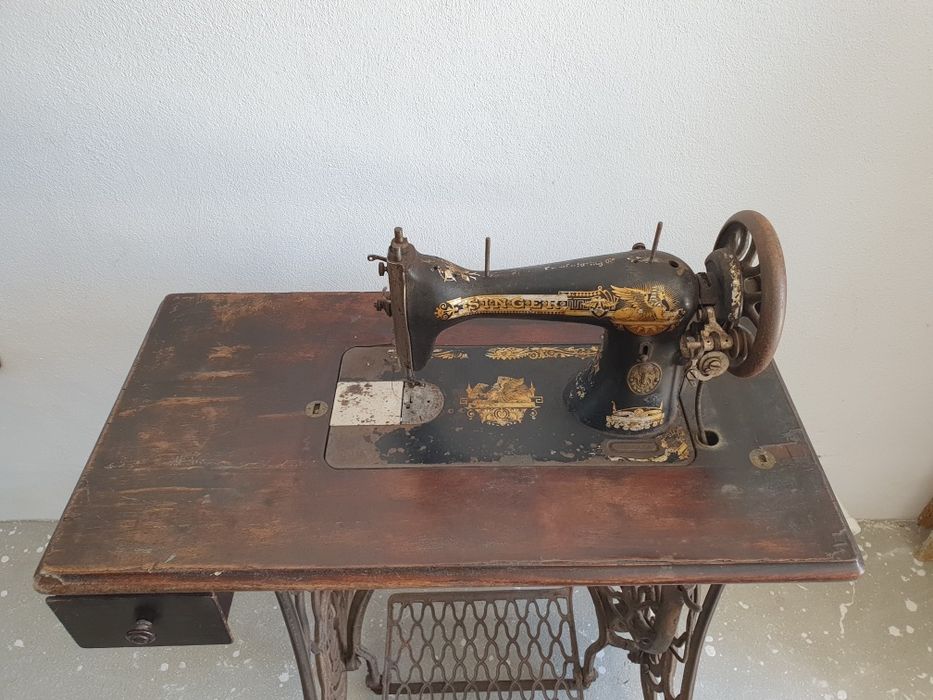 Masina de cusut SINGER a mai multor generații