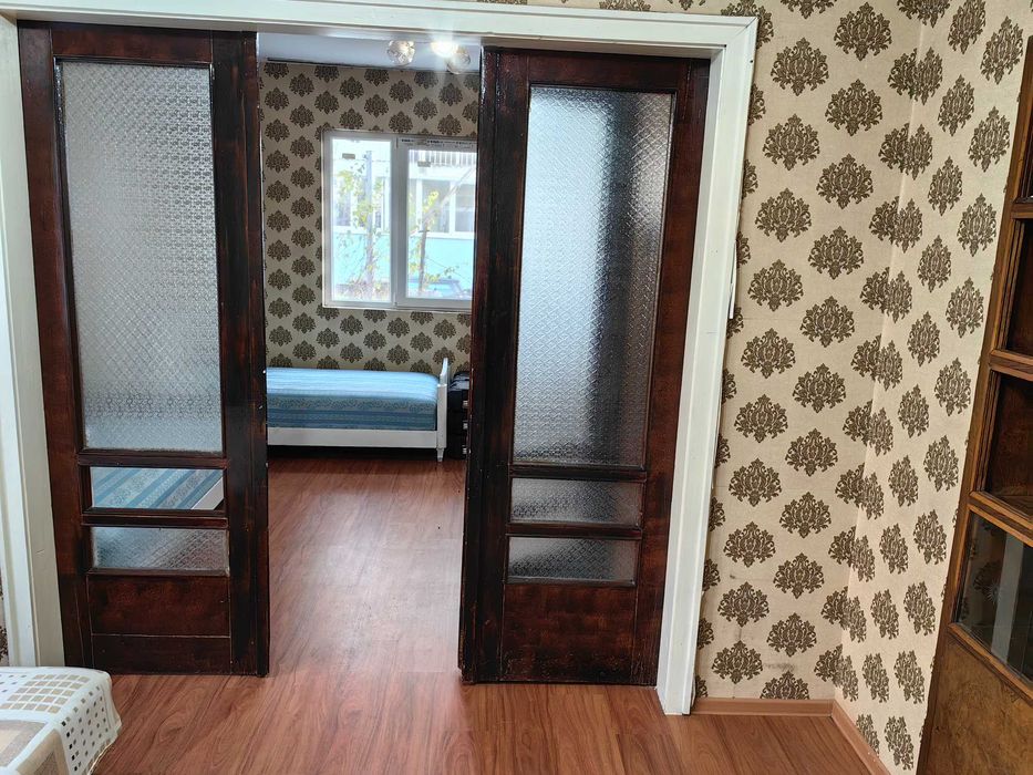 Дава се под наем Етаж от къща в Русе, Промишлена зона - Изток - 100 кв.м за 408 € - Снимка #20