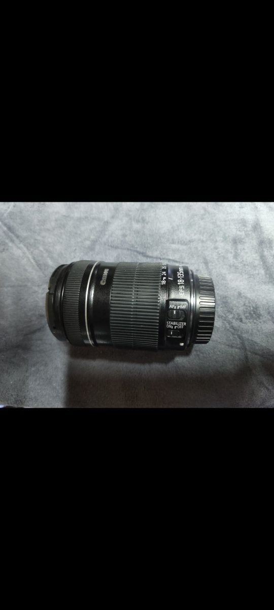 Объектив Canon EF-S 18-135mm 1:3.5-5.6 IS
