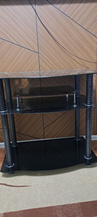 Тв подставка состояние среднее .