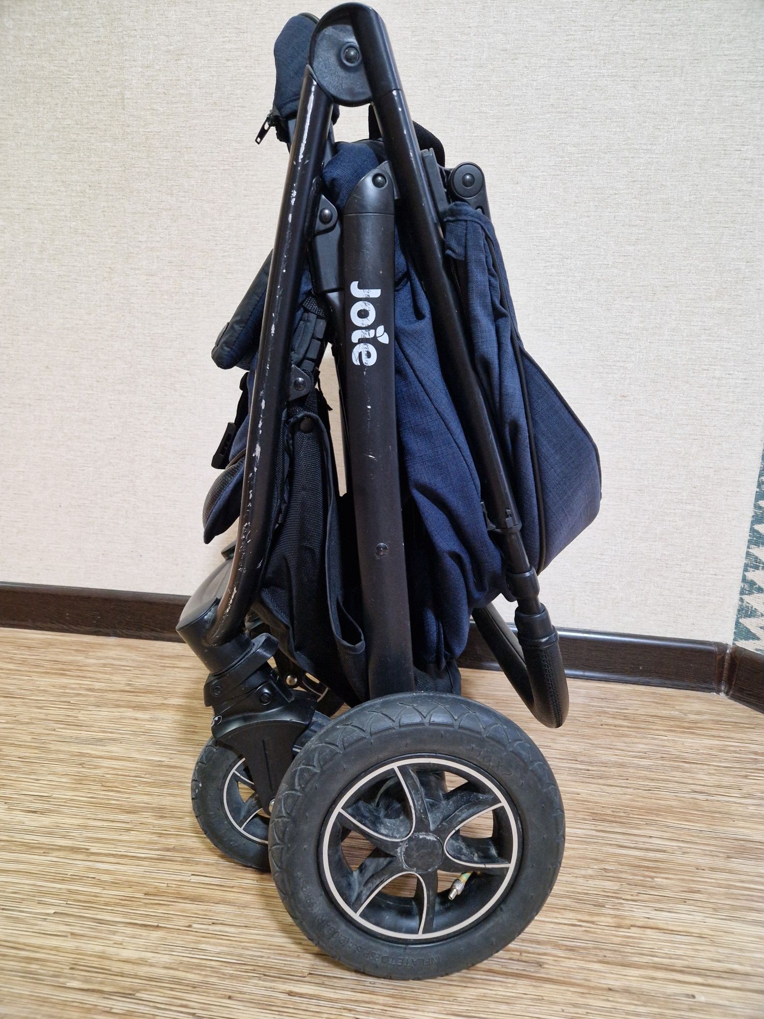 Коляска Joie Mytrax