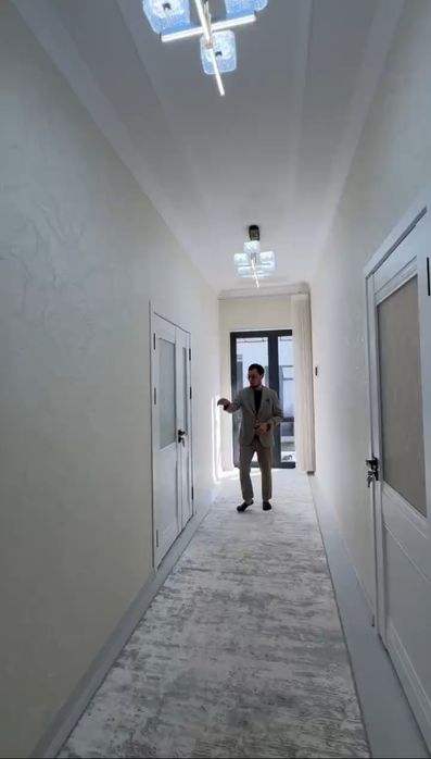 Uchastka sotiladi yengi toshmi tarafda