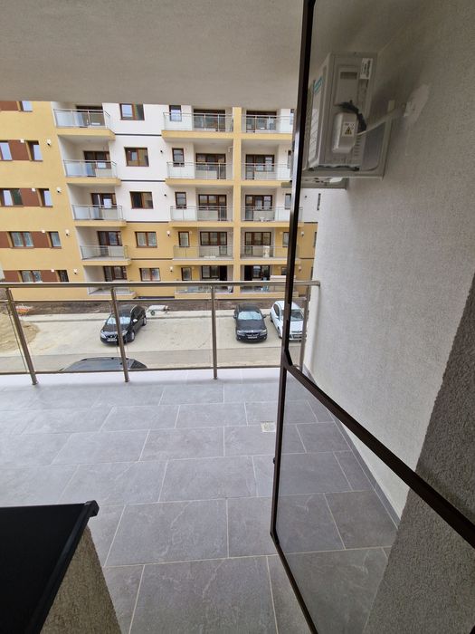 Inchiriez apartament 2cam,Cartierul Solar faza 6,bloc D2,et1,totul nou