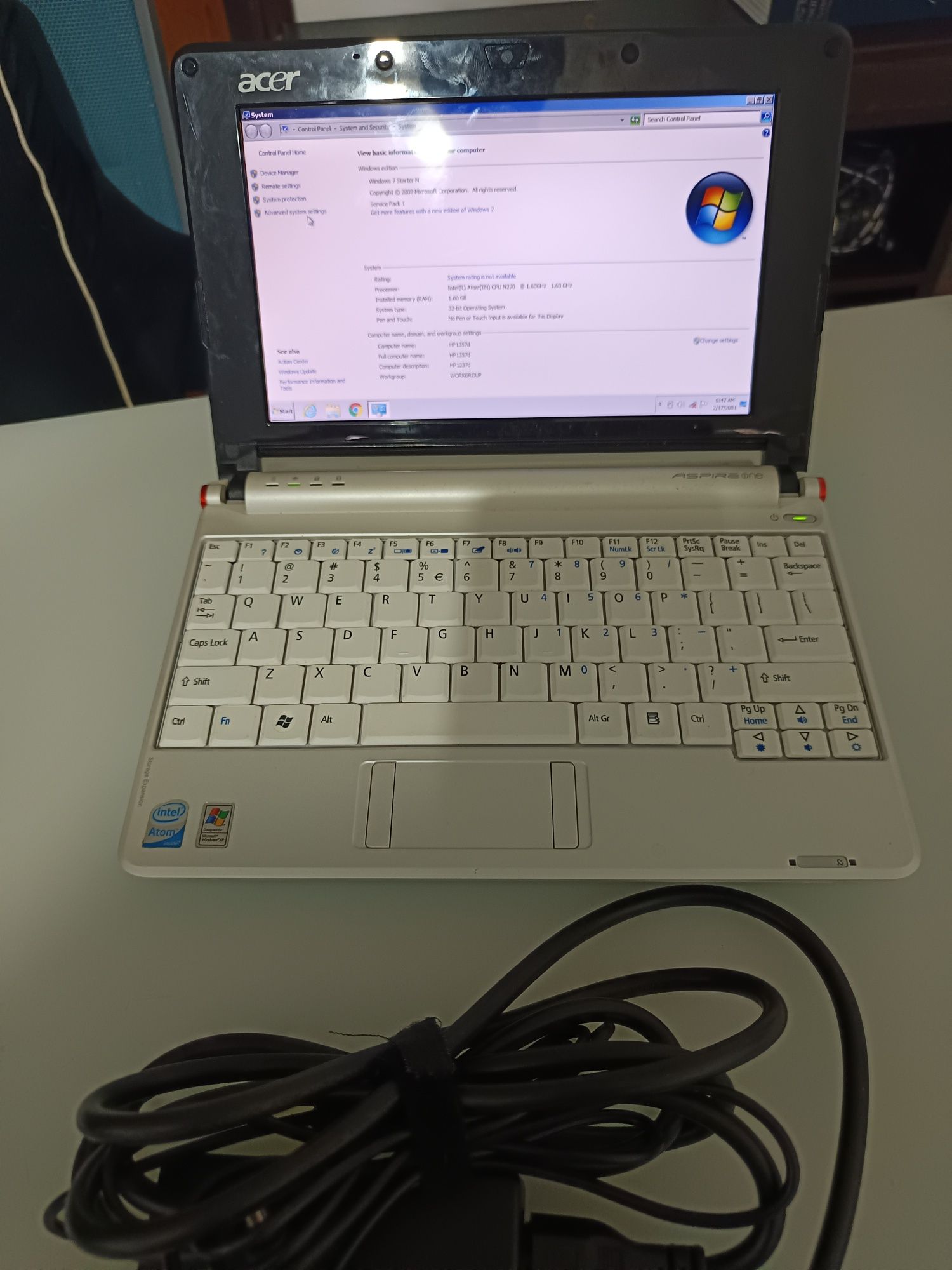 Acer aspire mini laptop impecabil