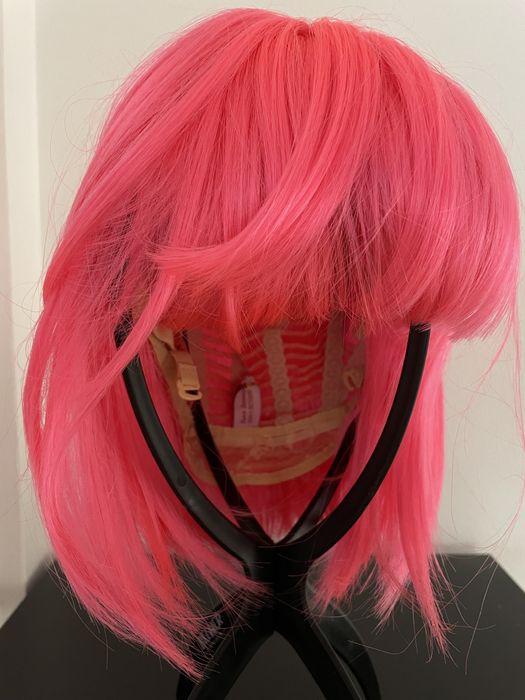 Vand 2 peruci femeie