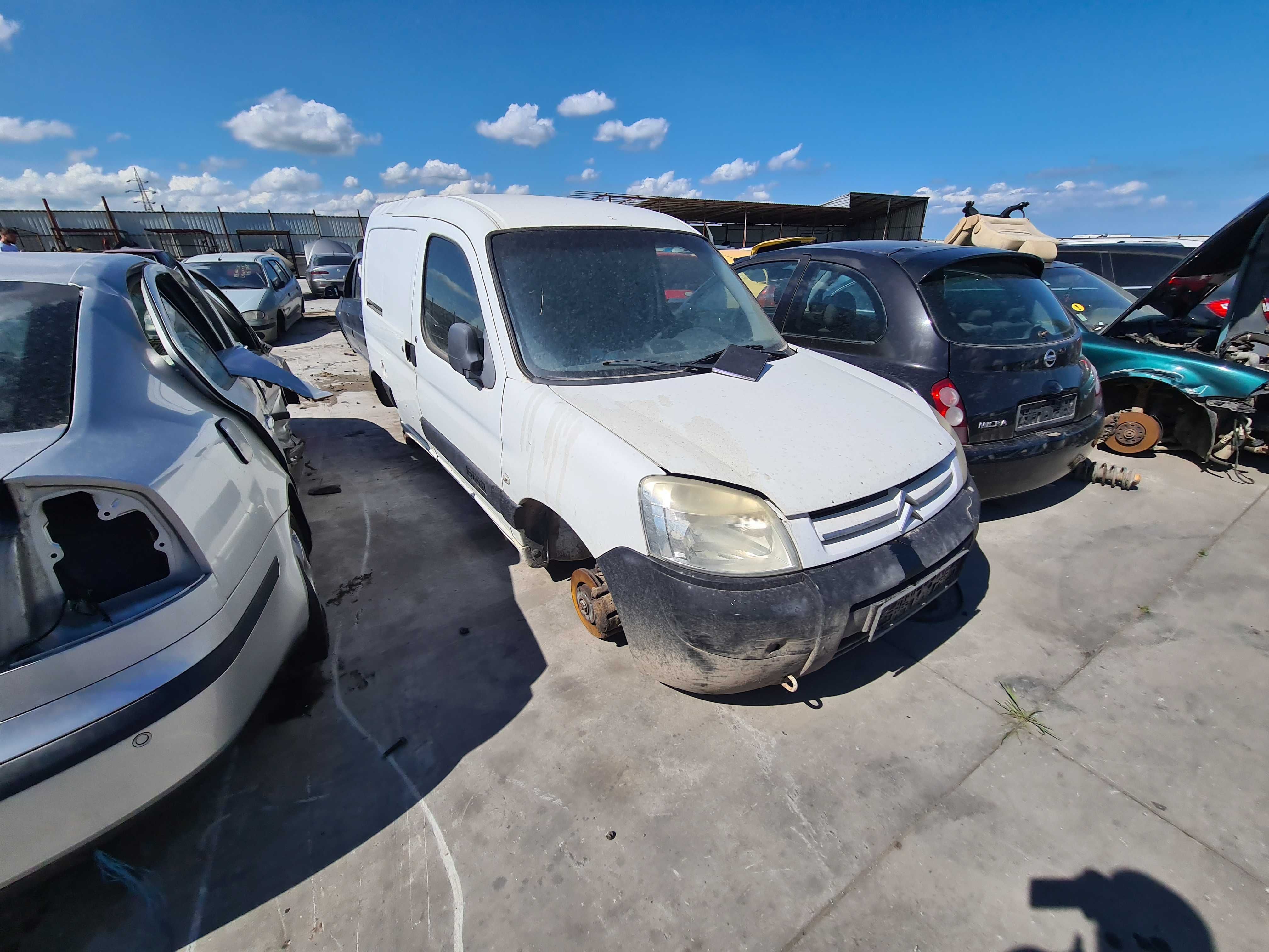 Dezmembrez citroen berlingo