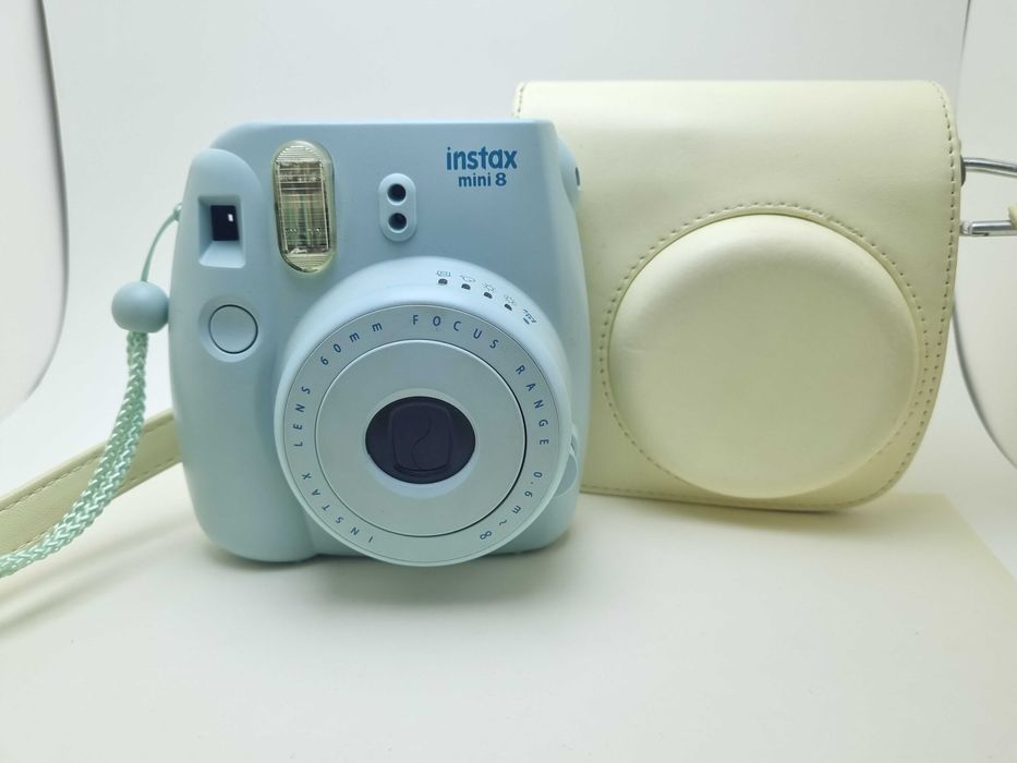 Fujifilm instax mini 8 фотоапарат за моментални снимки