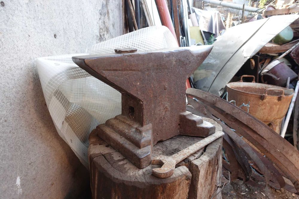 Nicovala pentru fierărie de 100 kg