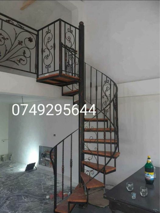 Scaari pentru spatii mici