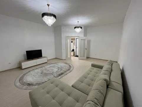 Срочна сдаётся квартира 2 ком/2/9 Рядом у Боткина 208*