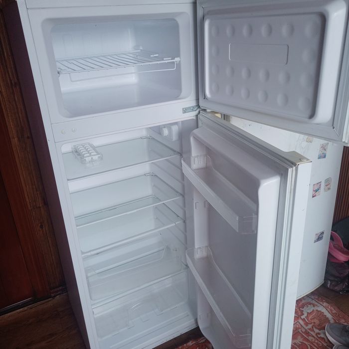 Продается холодильник