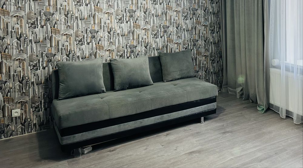 Продам диван Б/у